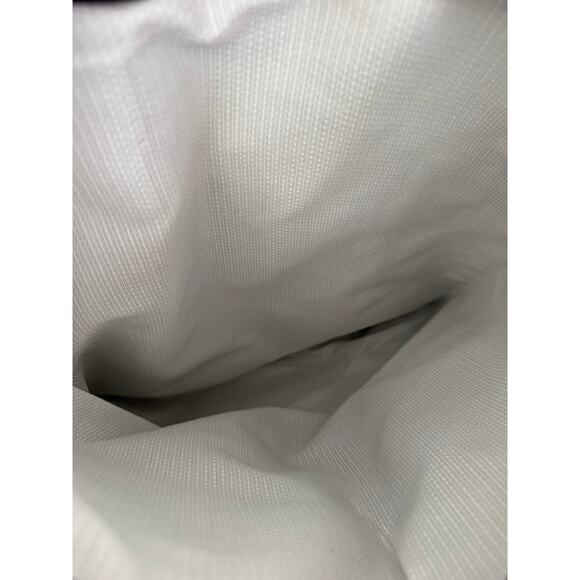 14" x 14.5" Black / Navy Embroidered Thai Elephant Zip Bag with White Handles - Picture 3 of 4